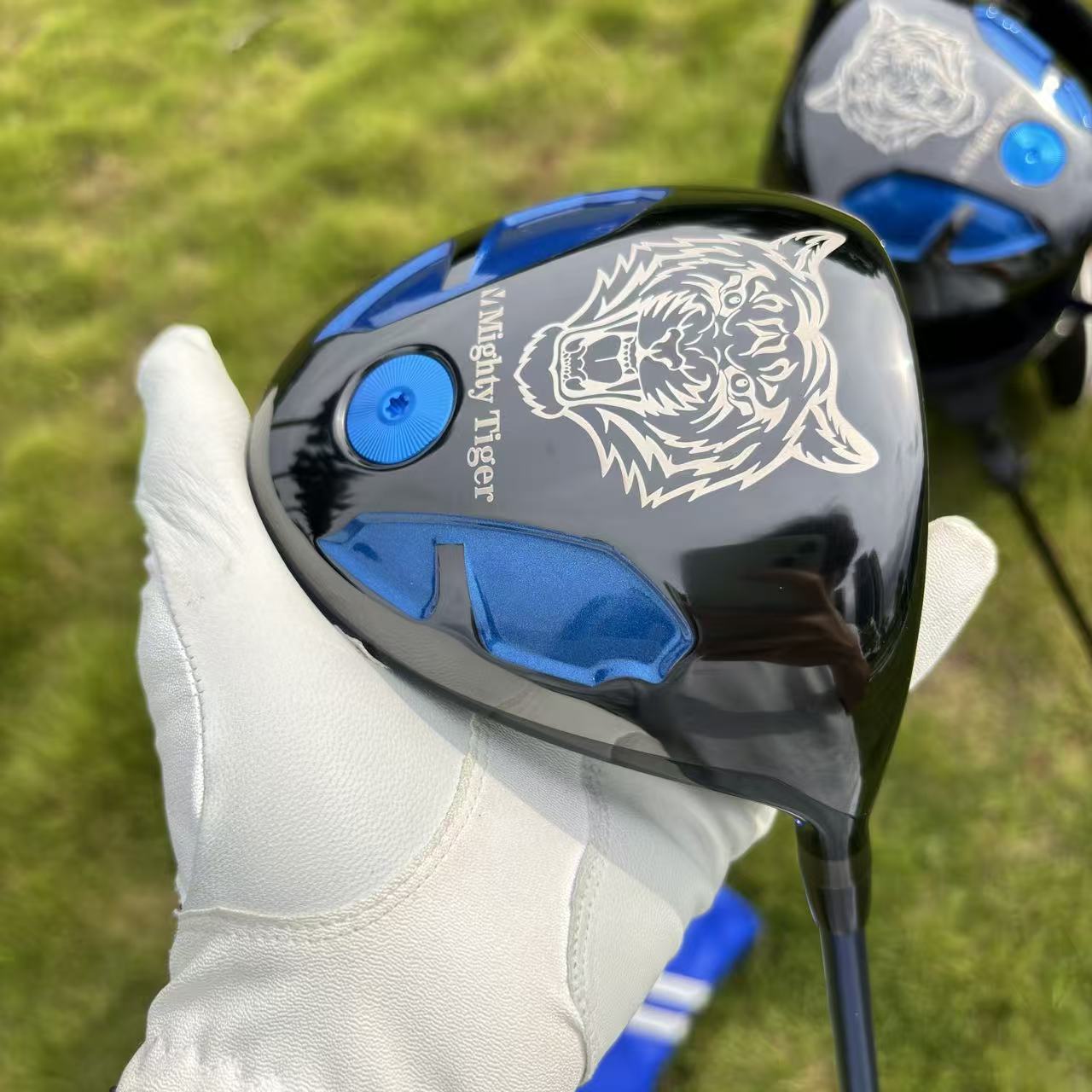 Men's 10.5° Mighty Tiger Golf  - огляд і ціна Shaft Flex Stiff
